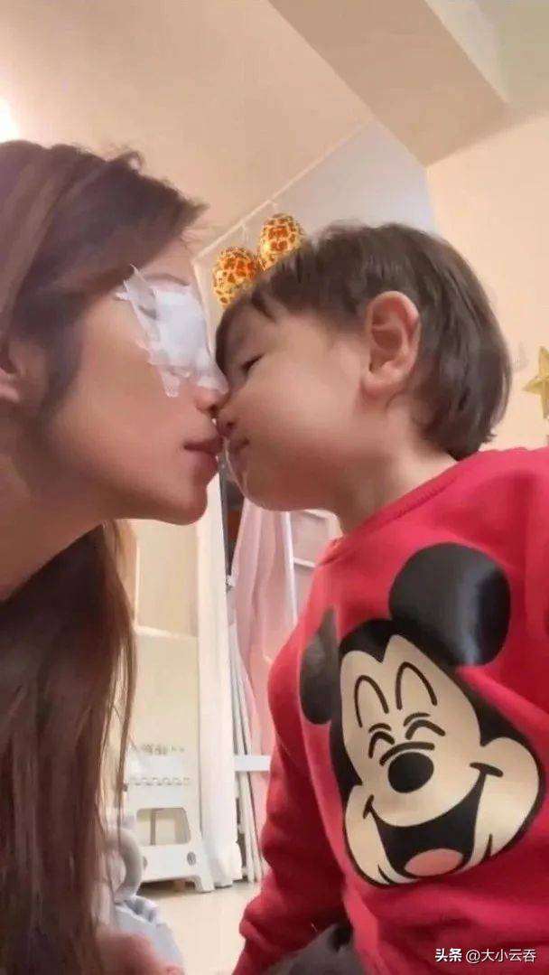 泪人秘密未婚产子拒提生父关系！37岁前TVB女星大病初癒哭成(图4)